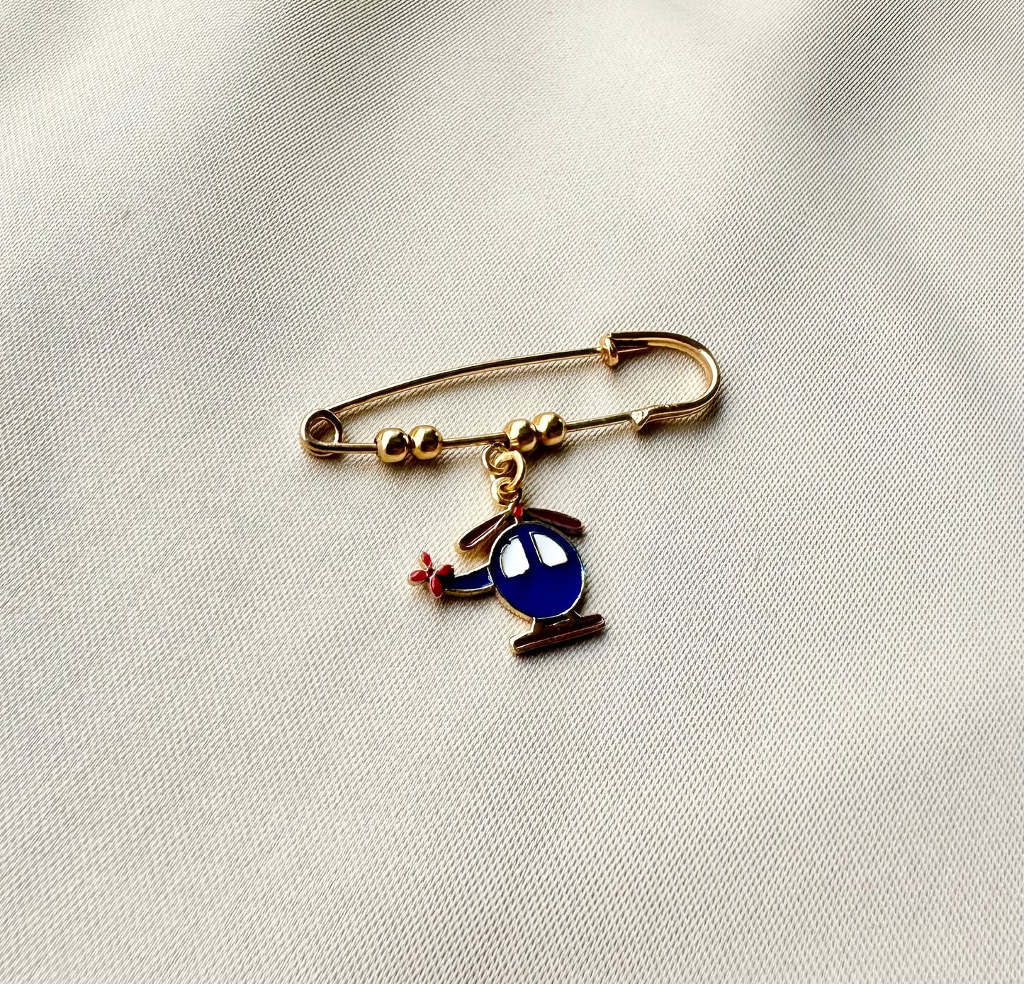 HELICOPTER LAPEL PIN